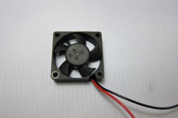 CreatBot-30x30-fan-22812
