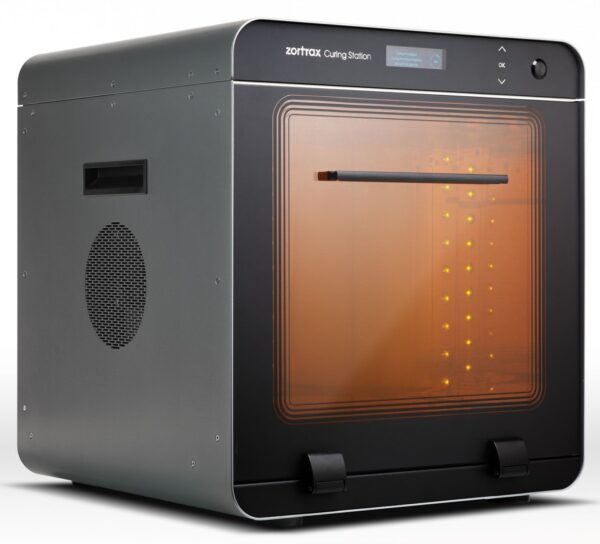 Zortrax-Curing-Station-28179_6 Zortrax-Curing-Station-28179_6